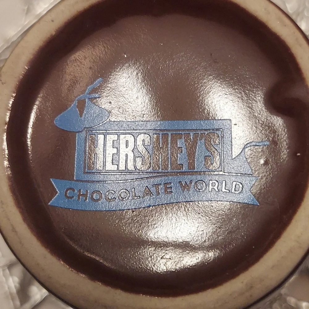 FINAL SALE Hershey coffee ☕️ mug. - Picture 3 of 5